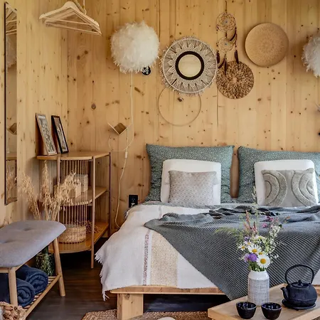 Lada By Twofingers Glamping 营地